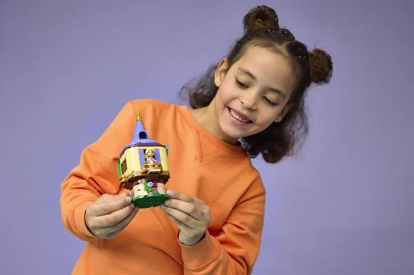 Конструктор LEGO Disney Принцесса Мини-Башня Рапунцель 171 деталь пластик 17х12х10 см разноцветный - Фото 7 Конструктор LEGO Disney Принцесса Мини-Башня Рапунцель 171 деталь пластик 17х12х10 см разноцветный - изображение 7
