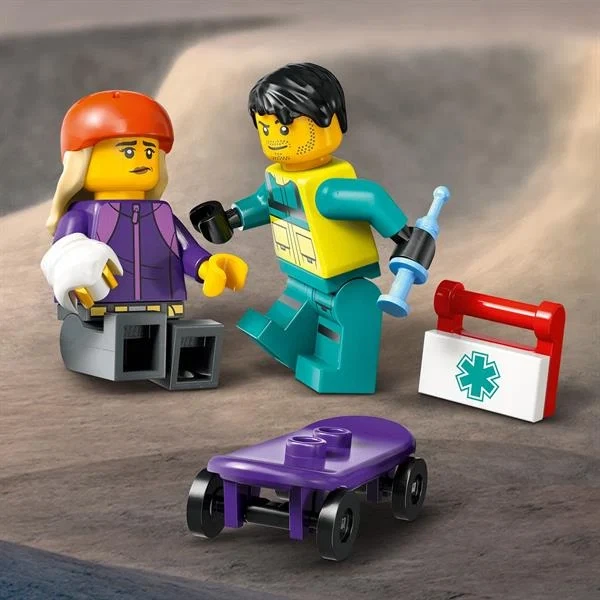 Конструктор LEGO City Швидка допомога 184 деталі Пластик Різнобарвний - зображення 6