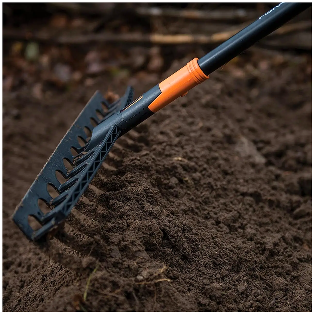 Грабли 12 зубьев полиамид универсальные садовые Fiskars LS-1569 - изображение 7
