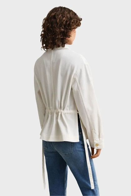 Жіноча біла джинсова куртка WITH TIE DETAIL Gant M 4700417 - Фото 3 Жіноча біла джинсова куртка WITH TIE DETAIL Gant M 4700417 - изображение 3