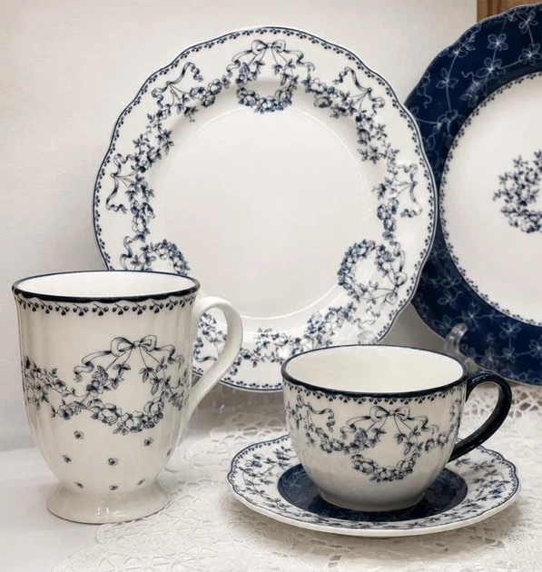 Набір обідніх тарілок Vintage Blue порцелянові Ø20.5 см синій декор - Фото 2 Набір обідніх тарілок Vintage Blue порцелянові Ø20.5 см синій декор - зображення 2