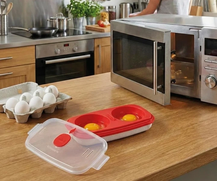 Контейнер для приготування яєчні Snips Egg Poacher 0,75 л пластик червоний - зображення 5