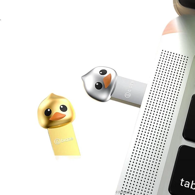 Флешка BIAZE, 64 ГБ, USB 3.2, мини, мультяшная, металлическая, модель UP-21, серебристая - Фото 3 Флешка BIAZE, 64 ГБ, USB 3.2, мини, мультяшная, металлическая, модель UP-21, серебристая - изображение 3