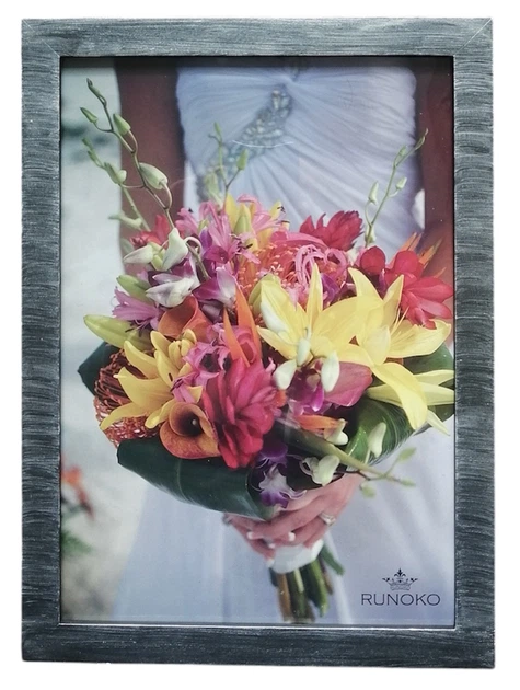 Дерев'яна рамка "Руноко Срібне Мерехтіння А4" 21x30 см Чорно-срібляста (5456) - Фото 1 Дерев'яна рамка "Руноко Срібне Мерехтіння А4" 21x30 см Чорно-срібляста (5456) - зображення 1