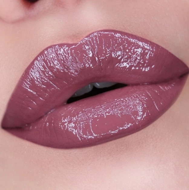 Жидкая помада с лаковым финишем NYX Professional Makeup Slip Tease Full Lip Lacquer тон Motel Dreams STLL08 - изображение 3