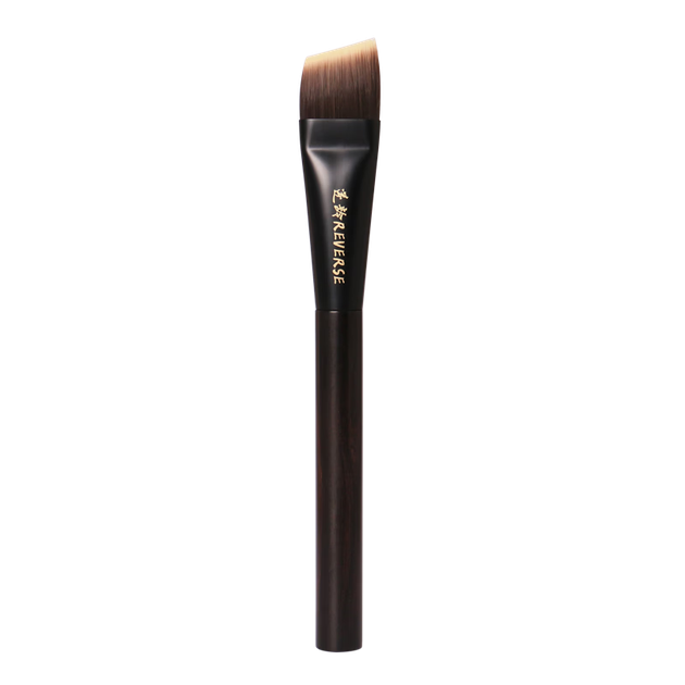 Пензель для макіяжу тональної основи REVERSE Sandalwood T53 Blade, плоский пензель для пудри, що не залишає розводів - Фото 4 Пензель для макіяжу тональної основи REVERSE Sandalwood T53 Blade, плоский пензель для пудри, що не залишає розводів - изображение 4