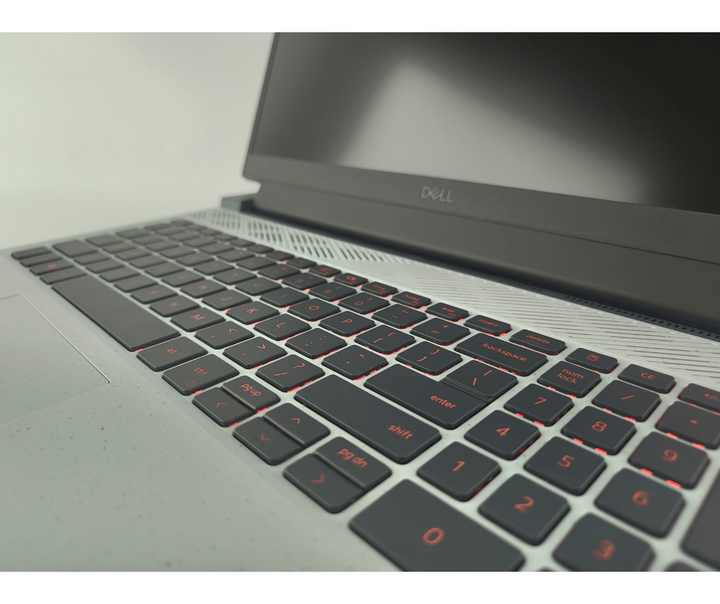 Ігровий ноутбук Dell G15 5515 / 15.6" (1920x1080) IPS / AMD Ryzen 5 5600H (6 (12) ядер по 3.3 - 4.2 GHz) / 16 GB DDR4 / 240 GB SSD / nVidia GeForce RTX 3050, 4 GB GDDR6, 128-bit / WebCam б/в - Фото 3 Ігровий ноутбук Dell G15 5515 / 15.6" (1920x1080) IPS / AMD Ryzen 5 5600H (6 (12) ядер по 3.3 - 4.2 GHz) / 16 GB DDR4 / 240 GB SSD / nVidia GeForce RTX 3050, 4 GB GDDR6, 128-bit / WebCam б/в - зображення 3