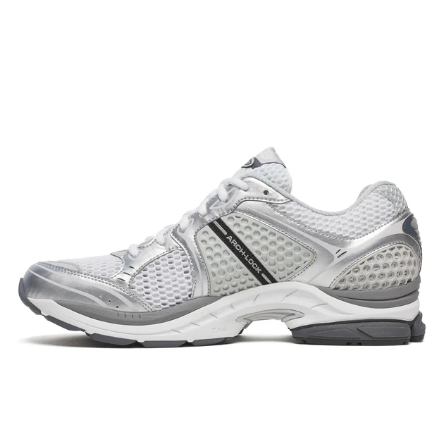 Кроссовки Saucony Progrid Triumph 4 OG Unisex 42.5 White/Silver (1097-S70704-26 9) - Фото 3 Кроссовки Saucony Progrid Triumph 4 OG Unisex 42.5 White/Silver (1097-S70704-26 9) - изображение 3