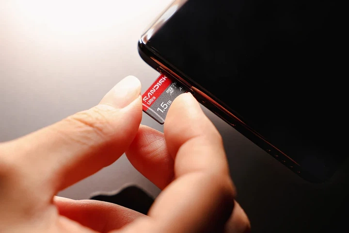 Карта памяти microSDXC SanDisk Ultra 512GB Class 10 UHS-I 15x11x1 мм Пластик - Фото 2 Карта памяти microSDXC SanDisk Ultra 512GB Class 10 UHS-I 15x11x1 мм Пластик - изображение 2