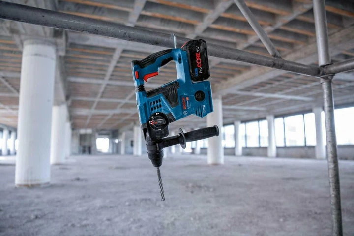 Акумуляторний перфоратор Bosch PRO GBH 18V-28 CF, SDS-plus, без акб, L-Boxx (0611921001) - зображення 2