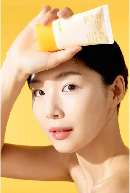 Освітлюючий сонцезахисний крем для обличчя CELIMAX Pore+Dark Spot Brightening Care Sunscreen SPF50+ PA++++ 50 мл для захисту - изображение 3