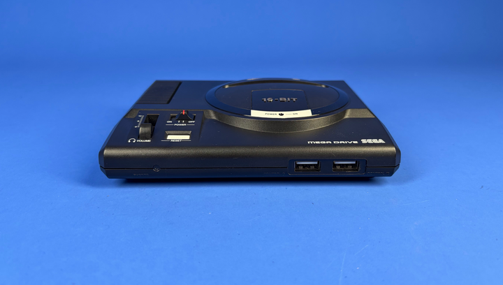 Консоль Sega Mega Drive 1 MK-16010 Mini Europe Без Геймпада Б/У - изображение 4