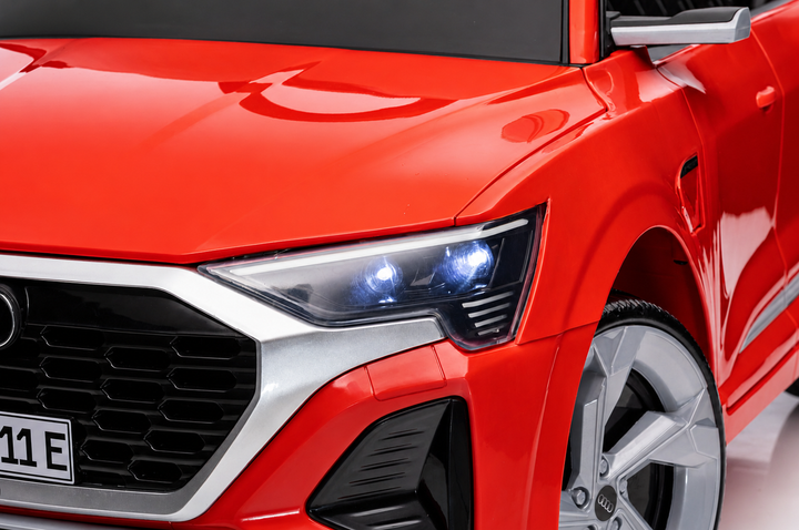Детский электромобиль Audi SQ8 12V красный с пультом управления Diego - изображение 10