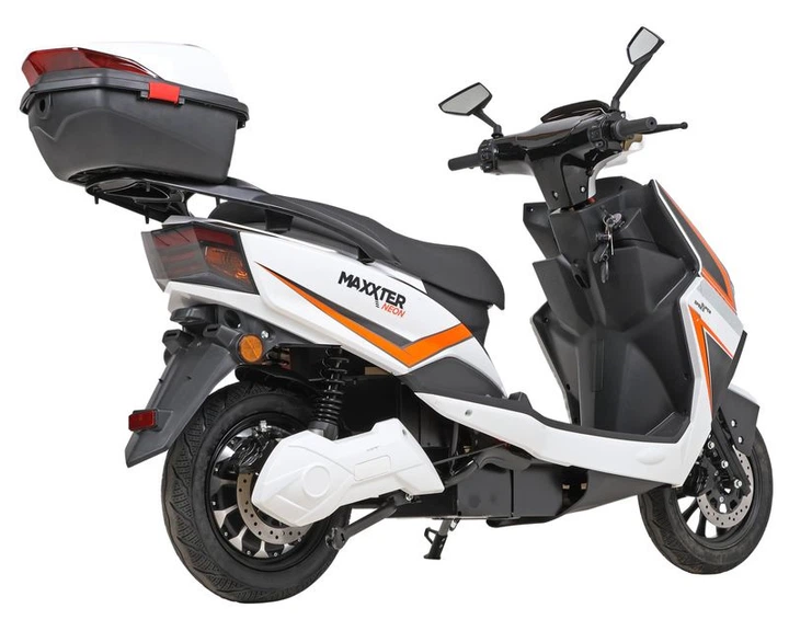 Электроскутер Maxxter NEON (White) - изображение 2
