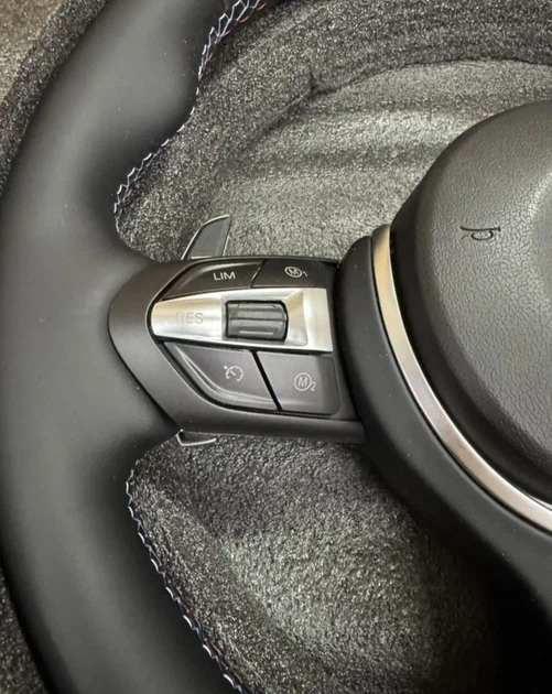 Кожаный M-руль с подогревом в стиле M3 для BMW F-серии — BMW F20 F21 F23 F30 F31 F32 F33 F36 X3 F25 X5 F15 F01 F02 F06 F07 F10 F11 F12 F13 - изображение 7