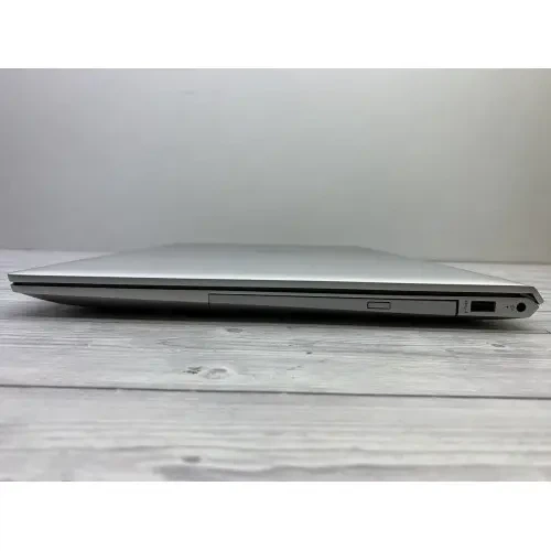Ноутбук HP Envy 17-a 17.3 Core i7-8550U 1.8 ГГц 16GB 240GB + Windows 11 Pro + АКБ + ЗП Вживані Б/В | 27280 - Фото 7 Ноутбук HP Envy 17-a 17.3 Core i7-8550U 1.8 ГГц 16GB 240GB + Windows 11 Pro + АКБ + ЗП Вживані Б/В | 27280 - зображення 7