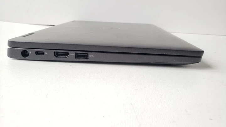 Ноутбук-трансформер Dell Latitude 5300 2-in-1 / 13.3" (1920x1080) IPS Touch / Intel Core i7-8665U (4 (8) ядра по 1.9 - 4.8 GHz) / 8 GB DDR4 / 256 GB SSD / Intel UHD Graphics / WebCam б/у - Фото 4 Ноутбук-трансформер Dell Latitude 5300 2-in-1 / 13.3" (1920x1080) IPS Touch / Intel Core i7-8665U (4 (8) ядра по 1.9 - 4.8 GHz) / 8 GB DDR4 / 256 GB SSD / Intel UHD Graphics / WebCam б/у - изображение 4