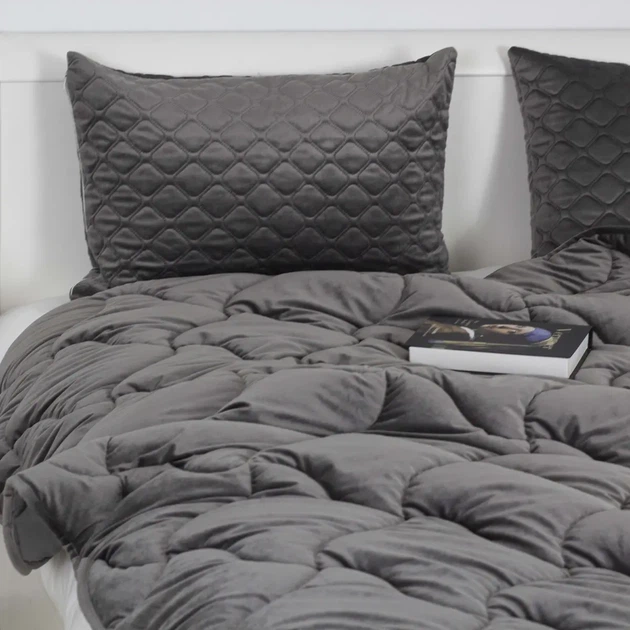 Ковдра ТЕП "VELOUR" Темно-сіра (350 г/м²), 180x210 двоспальна - Фото 5 Ковдра ТЕП "VELOUR" Темно-сіра (350 г/м²), 180x210 двоспальна - изображение 5