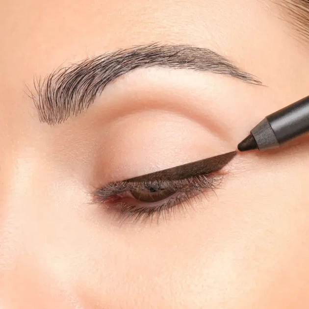 Artdeco Soft Eye Liner Waterproof Водостійкий олівець для очей No 11 "Deep Forest Brown" - Фото 3 Artdeco Soft Eye Liner Waterproof Водостійкий олівець для очей No 11 "Deep Forest Brown" - зображення 3