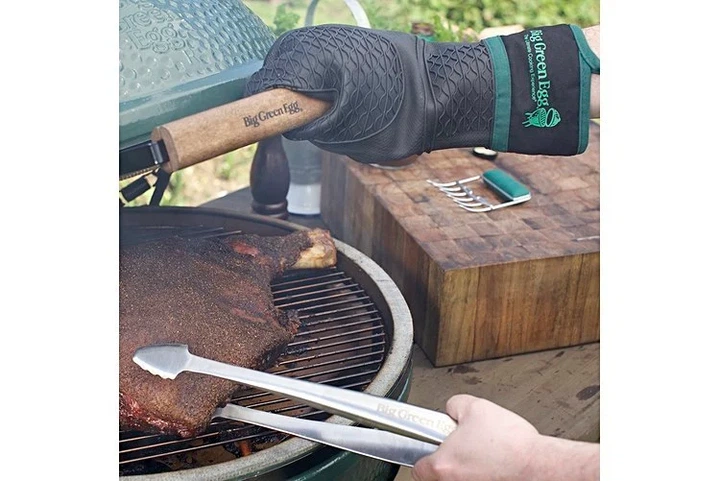 Силіконова рукавичка універсальна для гриля Big Green Egg до 232°C з бавовни і поліестеру - Фото 2 Силіконова рукавичка універсальна для гриля Big Green Egg до 232°C з бавовни і поліестеру - зображення 2