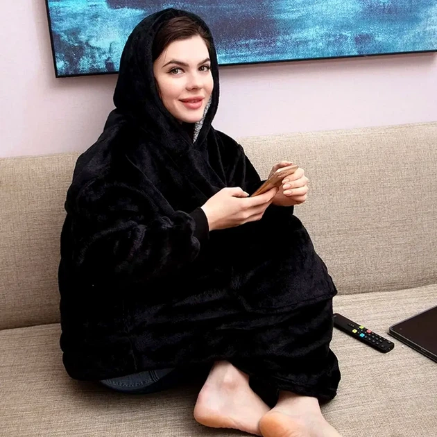 Оверсайз плед халат с капюшоном 100х80см для дома Huggle Hoodie Черный из полиэстера - Фото 5 Оверсайз плед халат с капюшоном 100х80см для дома Huggle Hoodie Черный из полиэстера - изображение 5