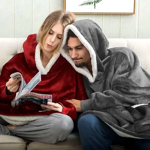 Оверсайз плед халат с капюшоном 100х80см для дома Huggle Hoodie Черный из полиэстера - Фото 6 Оверсайз плед халат с капюшоном 100х80см для дома Huggle Hoodie Черный из полиэстера - изображение 6