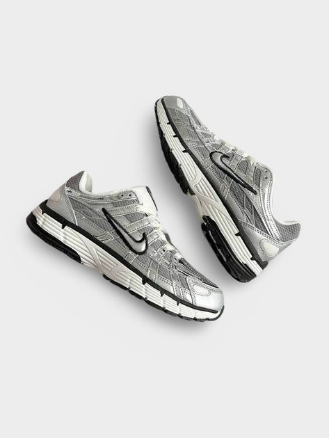 Мужские кроссовки с вишивкой Nike p-6000 silver biege 44 - Фото 3 Мужские кроссовки с вишивкой Nike p-6000 silver biege 44 - изображение 3