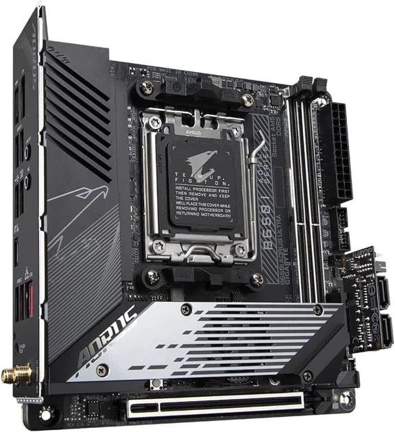 Материнська плата GIGABYTE B650I AORUS Ultra (102216614) - Уцінка - зображення 4