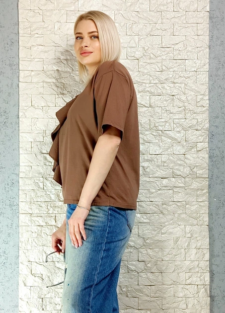 Футболка бавовняна з батистовим воланом коричнева Gioya 17-020 - L-XL - коричневий - Фото 3 Футболка бавовняна з батистовим воланом коричнева Gioya 17-020 - L-XL - коричневий - зображення 3