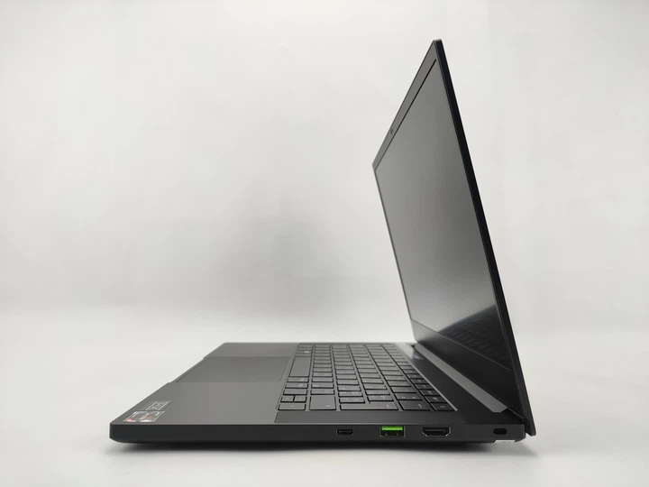 Ноутбук 14" Razer Blade 14 Gaming AMD Ryzen 9 5900HX RAM 16GB SSD 1TB GeForce RTX 3080 10ч батарея Windows 11 Алюминиевый корпус (UKR (102188018) - Уценка - изображение 14
