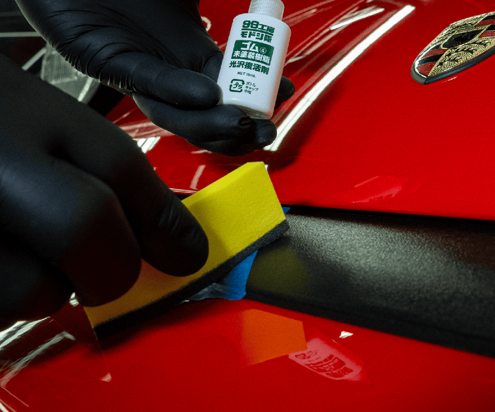 Восстановитель пластика и резины SOFT99 Rubber & Plastic Parts Restoration Agent 09500, для наружного пластика - изображение 5