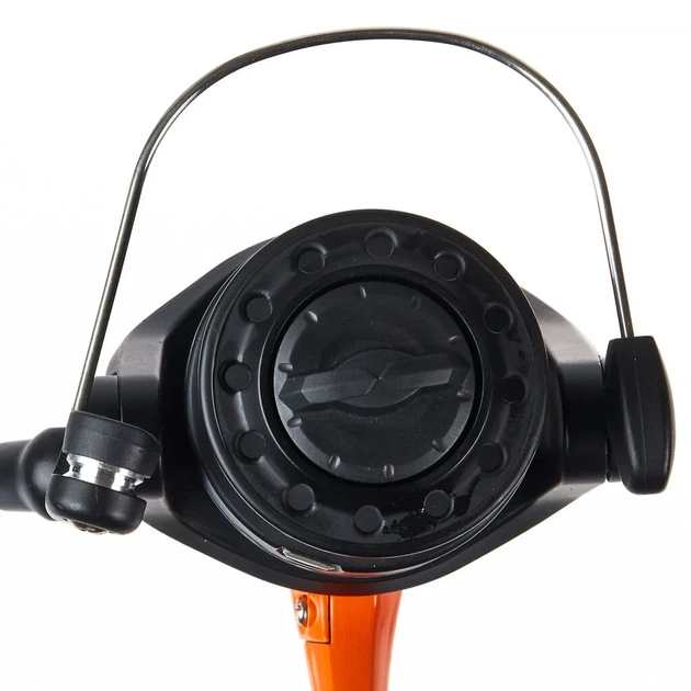 Катушка безынерционная Salmo Blaster BP SPIN 1 3000FD передний фрикцион латунь-алюминий графитовая - Фото 7 Катушка безынерционная Salmo Blaster BP SPIN 1 3000FD передний фрикцион латунь-алюминий графитовая - изображение 7