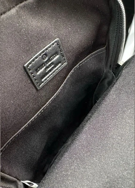 Чоловіча нагрудна сумка Louis Vuitton Avenue коричнева - Фото 3 Чоловіча нагрудна сумка Louis Vuitton Avenue коричнева - зображення 3