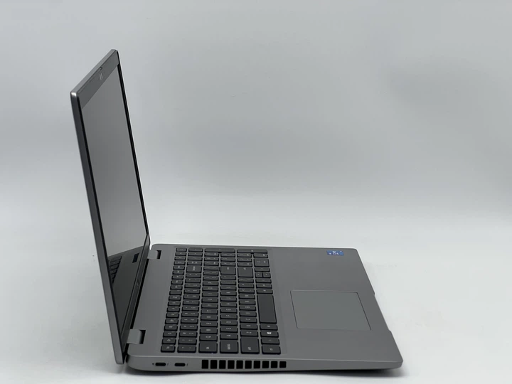 Ноутбук Dell Precision 3560 / 15 IPS 1920x1080 60Гц Touch / i5-1145G7 / 16 GB / 240 GB / Intel Iris Xe Graphics / [DLLPRCSN3560I524016IB] - Б/У - зображення 3
