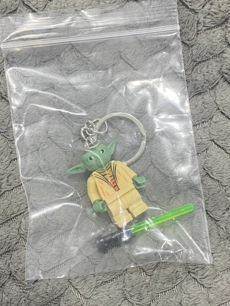 Брелок Star Wars: Мастер Yoda (Йода) со световым мечом - Фото 6 Брелок Star Wars: Мастер Yoda (Йода) со световым мечом - изображение 6