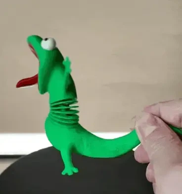 Подвижная ящерица Том на пружине. Lizard Tom — антистресс-игрушка, фигурка персонажа из мультфильма «Хопс». - изображение 8