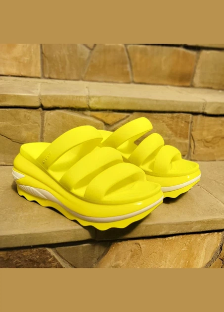 Босоножки на платформе Crocs Mega Crush Triple Sandal Acidity m5\w7 арт.209842-76M - Фото 3 Босоножки на платформе Crocs Mega Crush Triple Sandal Acidity m5\w7 арт.209842-76M - изображение 3
