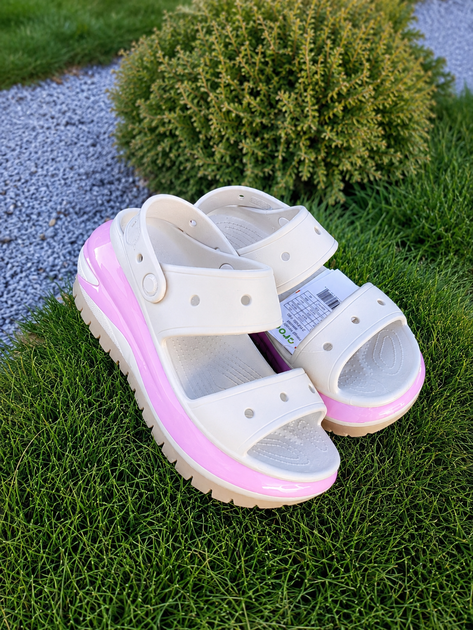 Босоножки сандалии на платформе Crocs Mega Crush Tonal Sandal stucco m8\w10 41-42, арт.210332-160 - изображение 2