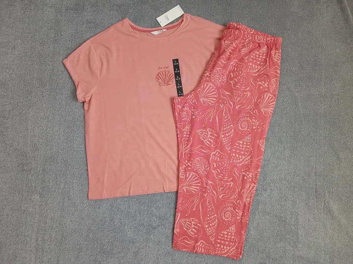 Женская пижама M&S (Marks & Spencer) р. L розовая пижама капри с принтом ракушка - Фото 2 Женская пижама M&S (Marks & Spencer) р. L розовая пижама капри с принтом ракушка - изображение 2