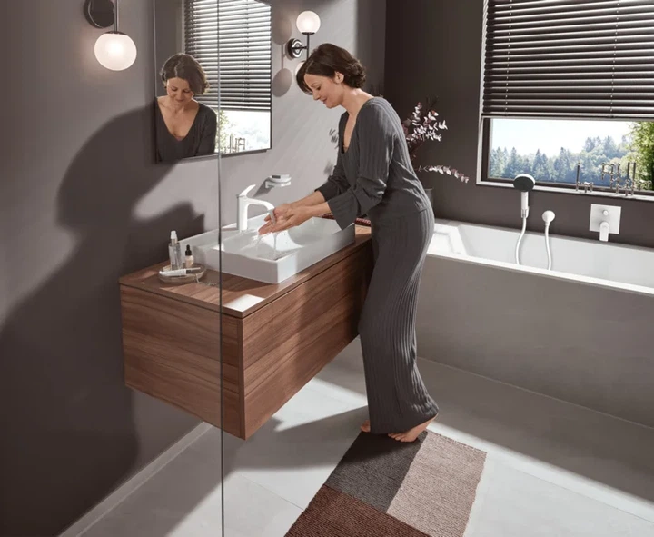 Ручний душ Hansgrohe Pulsify Select Relaxation 105 3jet EcoSmart, білий матовий (24111700) - Фото 3 Ручний душ Hansgrohe Pulsify Select Relaxation 105 3jet EcoSmart, білий матовий (24111700) - изображение 3