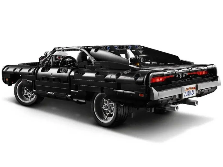 Конструктор Technic: Dodge Charger Домініка Торетто 1077 деталей — Модель 42111 - зображення 4