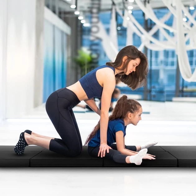 Мат гімнастичний подвійний Gymtek DuoFlex G-42745 240 x 120 x 4 см Чорний (5905884427453) - Фото 10 Мат гімнастичний подвійний Gymtek DuoFlex G-42745 240 x 120 x 4 см Чорний (5905884427453) - зображення 10