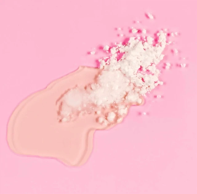 Осветляющая сыворотка для лица с витамином С Drunk Elephant C-Firma Fresh Day Serum 4.5+4ml - Фото 4 Осветляющая сыворотка для лица с витамином С Drunk Elephant C-Firma Fresh Day Serum 4.5+4ml - зображення 4