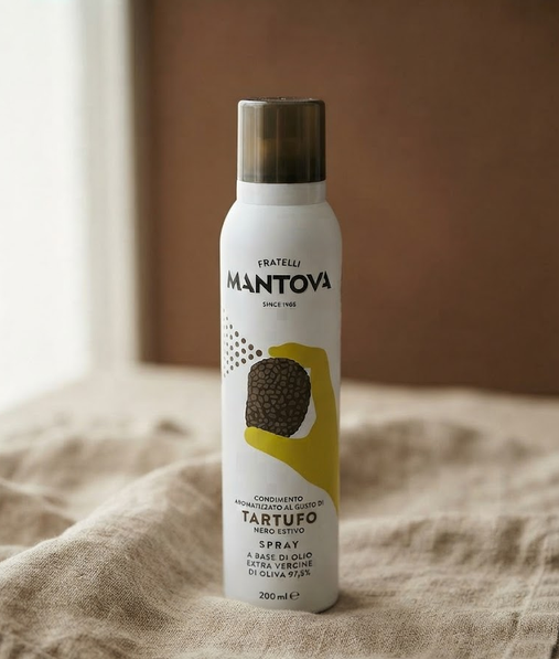 Оливкова олія Mantova Extra Virgin Spray 200 мл з натуральним екстрактом чорного трюфеля для пасти піци картоплі та готових страв - Фото 10 Оливкова олія Mantova Extra Virgin Spray 200 мл з натуральним екстрактом чорного трюфеля для пасти піци картоплі та готових страв - зображення 10