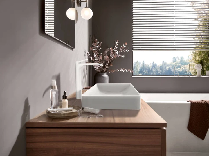 Змішувач для умивальника Hansgrohe Vivenis 250, Matt White (75042700) - Фото 3 Змішувач для умивальника Hansgrohe Vivenis 250, Matt White (75042700) - изображение 3