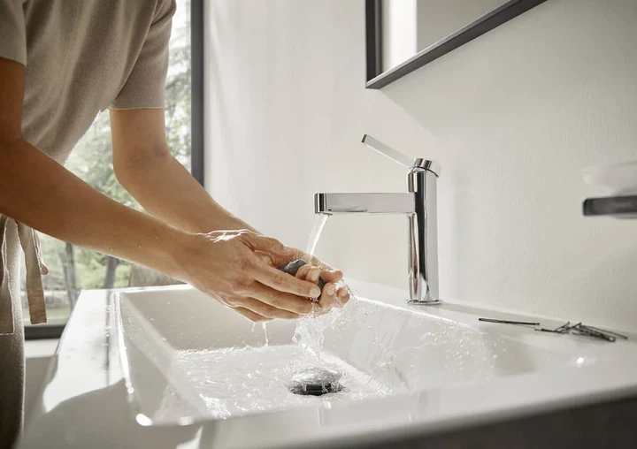 Hansgrohe Finoris 110 Змішувач для раковини, хром (76020000) - Фото 3 Hansgrohe Finoris 110 Змішувач для раковини, хром (76020000) - зображення 3
