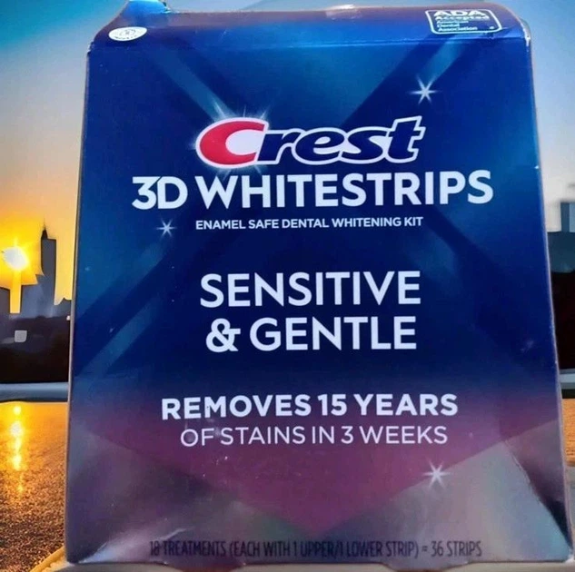 Відбілюючі смужки Crest 3D Whitestrips Sensitive Whitestrips Sensitive & Gentle Routine 18 пар ( 36 смужок ) - зображення 10