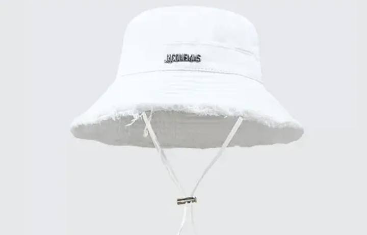 Панама Jacquemus One size(универсальный размер), Унисекс, белая. - Фото 2 Панама Jacquemus One size(универсальный размер), Унисекс, белая. - изображение 2