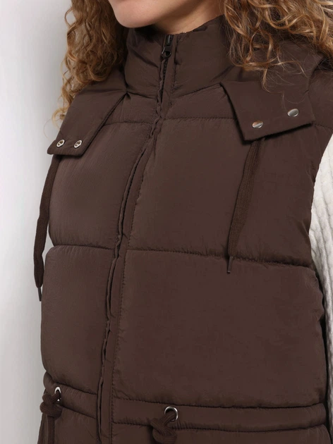 Теплий жилет короткий жіночий Colin's CL1075667DBR M Dark Brown (8684112818245) - Фото 4 Теплий жилет короткий жіночий Colin's CL1075667DBR M Dark Brown (8684112818245) - зображення 4