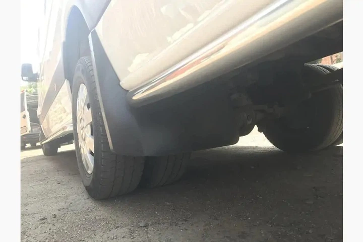 Бризковики Volkswagen Mercedes-Benz Sprinter II (W906) 2006-2017 (NOT FIT 6WHEELS) Модельні комплект 4 шт - изображение 5
